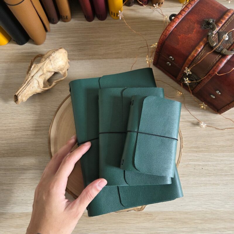 Journal rechargeable en cuir vert